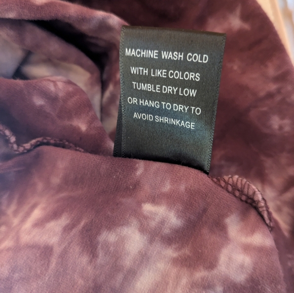 Nursing Queen Comfy Purple Tie-Dye Maxi Dress - Picture 8 of 8